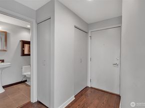 1231 5th Avenue N 101, Seattle WA 98109