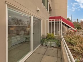 1231 5th Avenue N 101, Seattle WA 98109