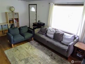 14818 5th Avenue NE, Shoreline WA 98155