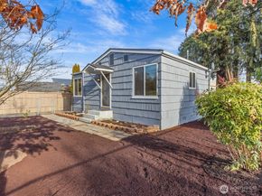 13332 34th Avenue S, Tukwila WA 98168