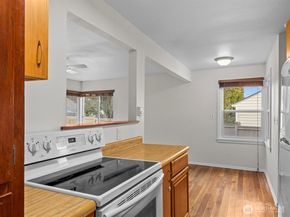 13332 34th Avenue S, Tukwila WA 98168