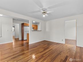 13332 34th Avenue S, Tukwila WA 98168