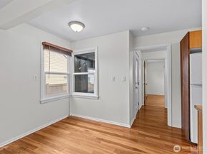 13332 34th Avenue S, Tukwila WA 98168