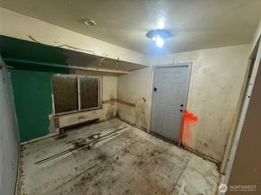 8915 10th Avenue S, Seattle WA 98108