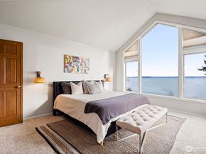 9673 NE Pilot Court, Kingston WA 98346