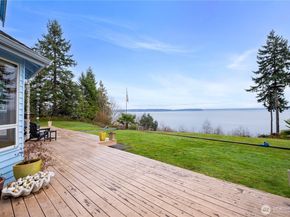 9673 NE Pilot Court, Kingston WA 98346