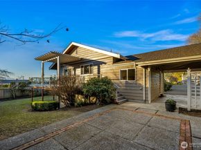 9224 190th Street SW, Edmonds WA 98020