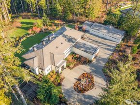 27216 SE Grand Ridge Drive, Issaquah WA 98029