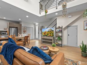 4329 Woodland Park Avenue N, Seattle WA 98103