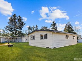 31368 13th Avenue S, Federal Way WA 98003