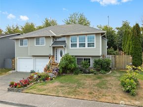 1122 SW 59th Place, Everett WA 98203