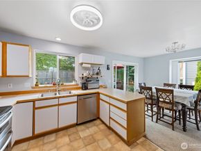 1122 SW 59th Place, Everett WA 98203