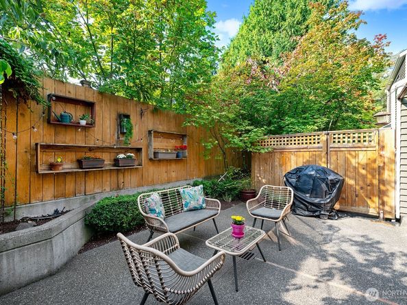 5932 Fauntleroy Way SW 4, Seattle WA 98136