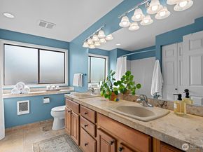 5932 Fauntleroy Way SW 4, Seattle WA 98136