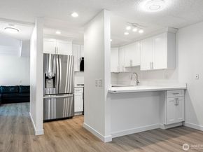 12605 SE 42nd st 605, Bellevue WA 98006