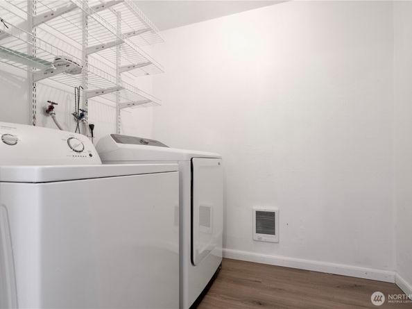 12605 SE 42nd st 605, Bellevue WA 98006