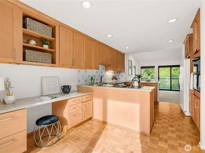 2938 Kennewick Place NE, Renton WA 98056