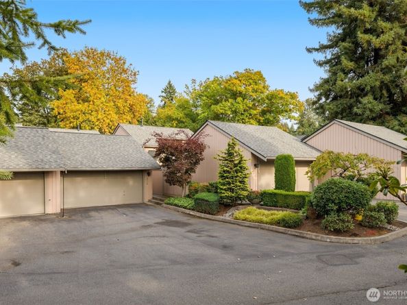 2938 Kennewick Place NE, Renton WA 98056