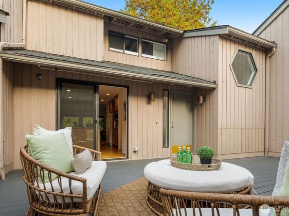 2938 Kennewick Place NE, Renton WA 98056