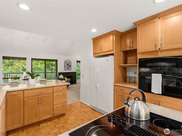 2938 Kennewick Place NE, Renton WA 98056