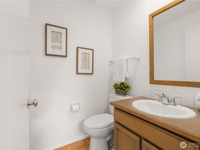 2938 Kennewick Place NE, Renton WA 98056