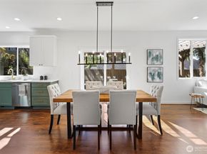 2211 SW 103rd Place, Seattle WA 98146