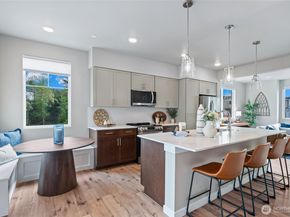 14424 Madison Way G1, Lynnwood WA 98087