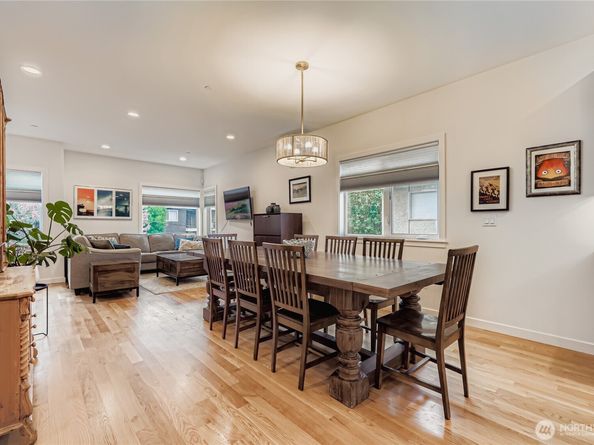 3649 Francis Avenue N A, Seattle WA 98103