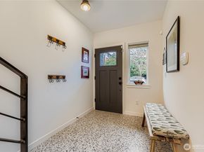 3649 Francis Avenue N A, Seattle WA 98103