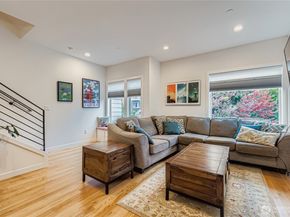 3649 Francis Avenue N A, Seattle WA 98103