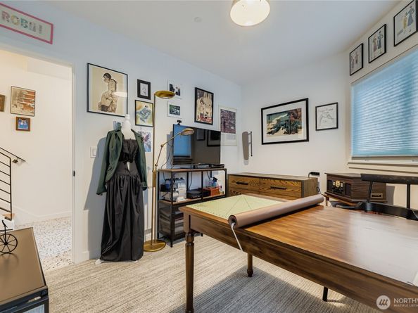 3649 Francis Avenue N A, Seattle WA 98103