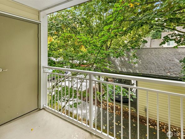 12303 Harbour Pointe Boulevard Z207, Mukilteo WA 98275