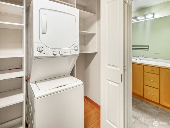 12303 Harbour Pointe Boulevard Z207, Mukilteo WA 98275