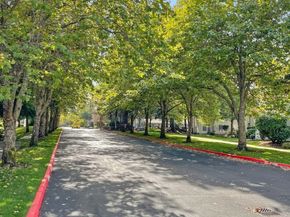 12303 Harbour Pointe Boulevard Z207, Mukilteo WA 98275