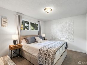 201 2nd Street S 201, Kirkland WA 98033