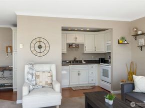 201 2nd Street S 201, Kirkland WA 98033