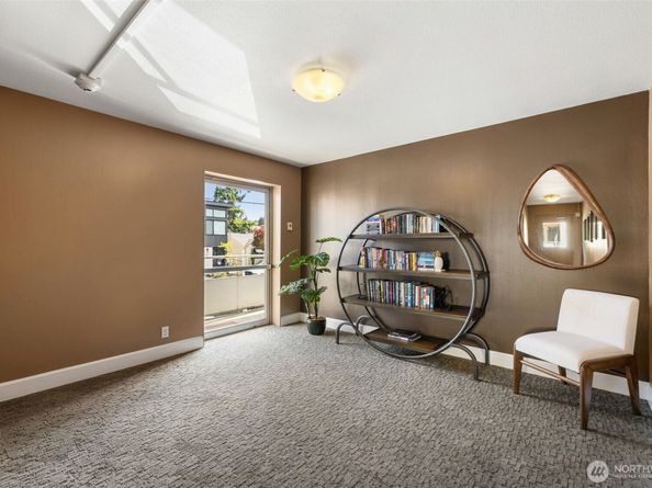 201 2nd Street S 201, Kirkland WA 98033