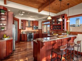 10819 44th Avenue SW, Seattle WA 98146