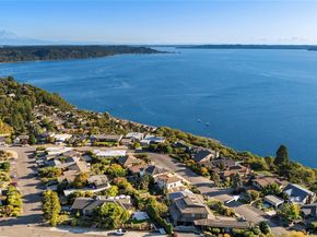 10819 44th Avenue SW, Seattle WA 98146