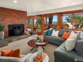 10819 44th Avenue SW, Seattle WA 98146