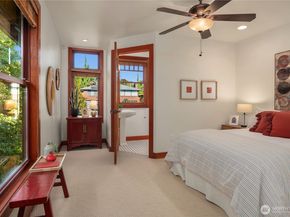 10819 44th Avenue SW, Seattle WA 98146