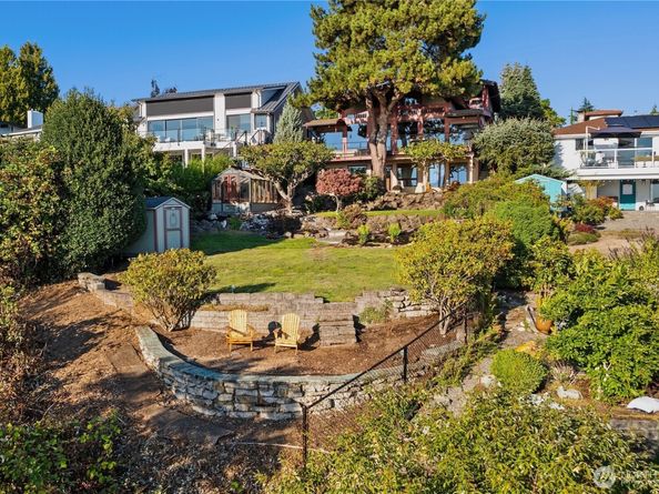 10819 44th Avenue SW, Seattle WA 98146
