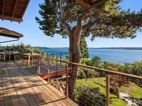10819 44th Avenue SW, Seattle WA 98146