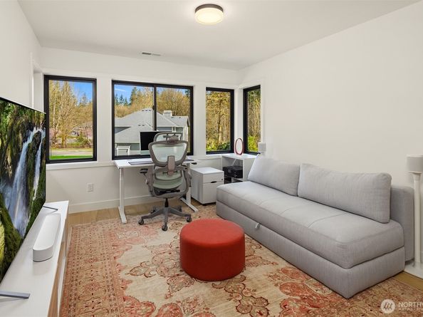 20300 166th Avenue NE, Woodinville WA 98072