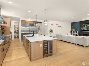 20300 166th Avenue NE, Woodinville WA 98072