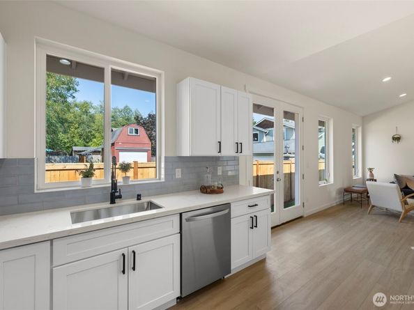 10925 6th Avenue W B, Everett WA 98204