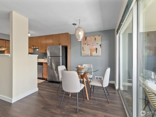 1740 Melrose Avenue 203, Seattle WA 98122