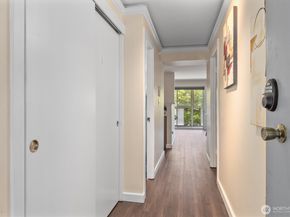 1740 Melrose Avenue 203, Seattle WA 98122