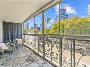 1740 Melrose Avenue 203, Seattle WA 98122