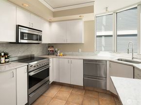2000 1st Avenue 604, Seattle WA 98121